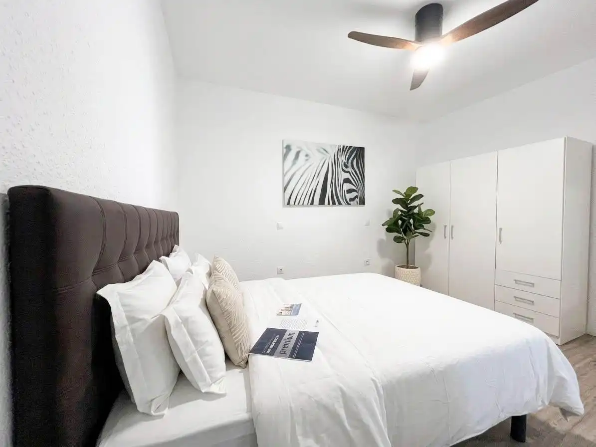 Schlafzimmer von Haus oder Chalet zur Miete in Santa Pola mit Klimaanlage, Heizung und Privatgarten