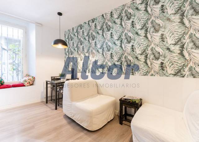 Piso en Alquiler en DEL GOBERNADOR en Cortes - Huertas