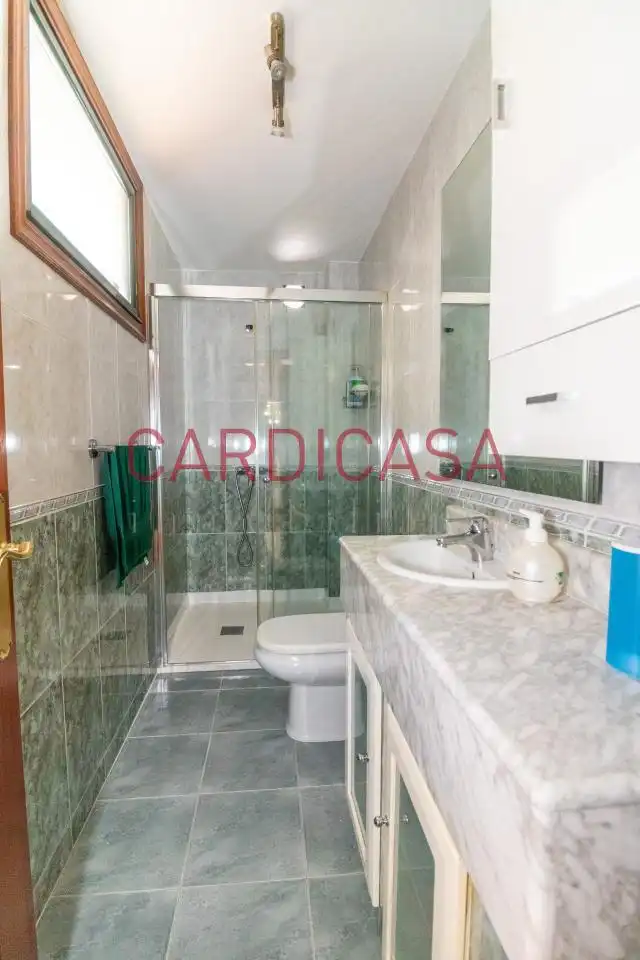 Baño de Casa o chalet en venta en Vigo  con Calefacción, Jardín privado y Parquet