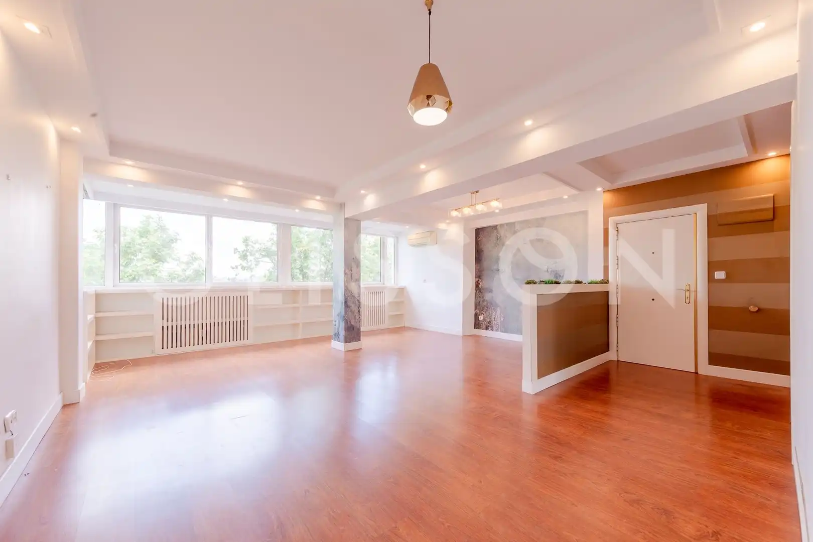 Sala de estar de Piso de alquiler en  Madrid Capital con Aire acondicionado y Calefacción