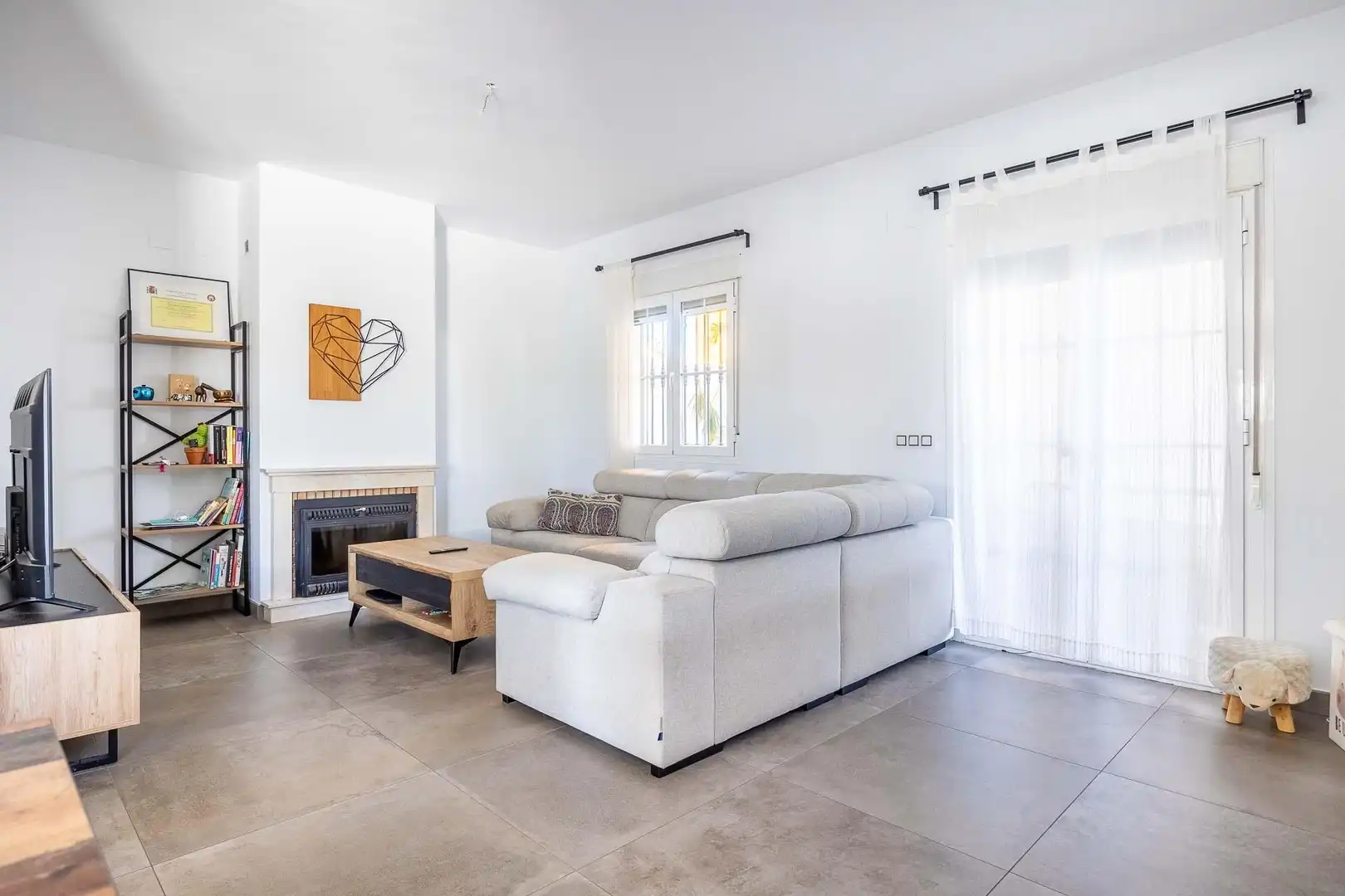 Maison jumelée avec jardin à vendre à 50 Avenida Mariana de Pineda #50, imagen 4