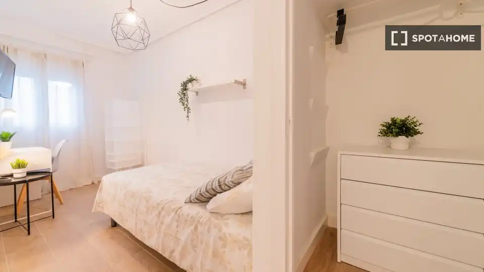 Room in La Petxina