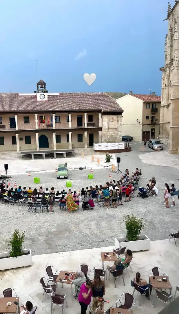 Vista exterior de Pis en venda en Torrelaguna amb Aire condicionat i Calefacció
