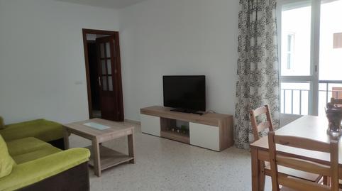 Foto 3 de Piso de alquiler en Calle Sargenta, El Pino - Bajo de Guía, Sanlúcar de Barrameda