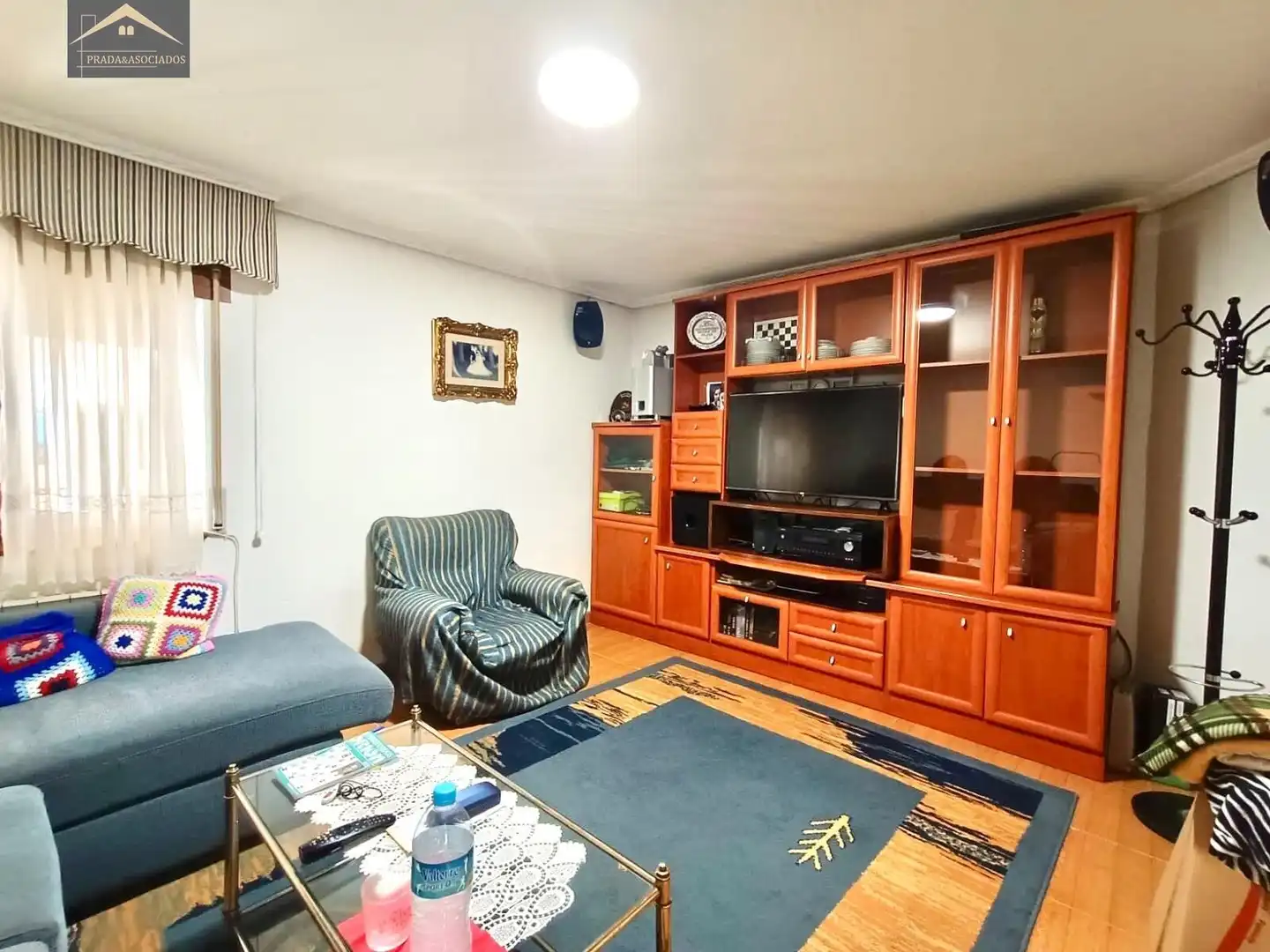 Sala d'estar de Casa o xalet en venda en Laredo amb Calefacció, Jardí privat i Terrassa