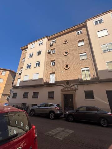 Piso en Venta en Calle del Doctor Alcay en Ruiseñores
