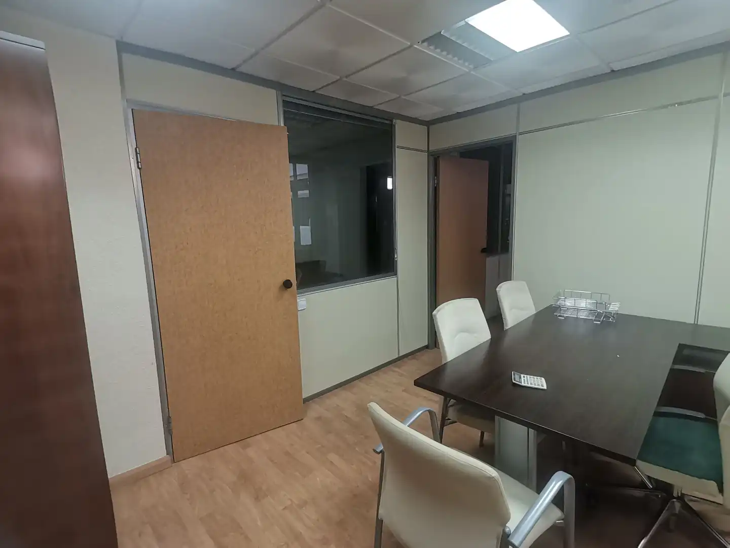 Office for sale in Almería  with Air Conditioner, Heating and Furnished