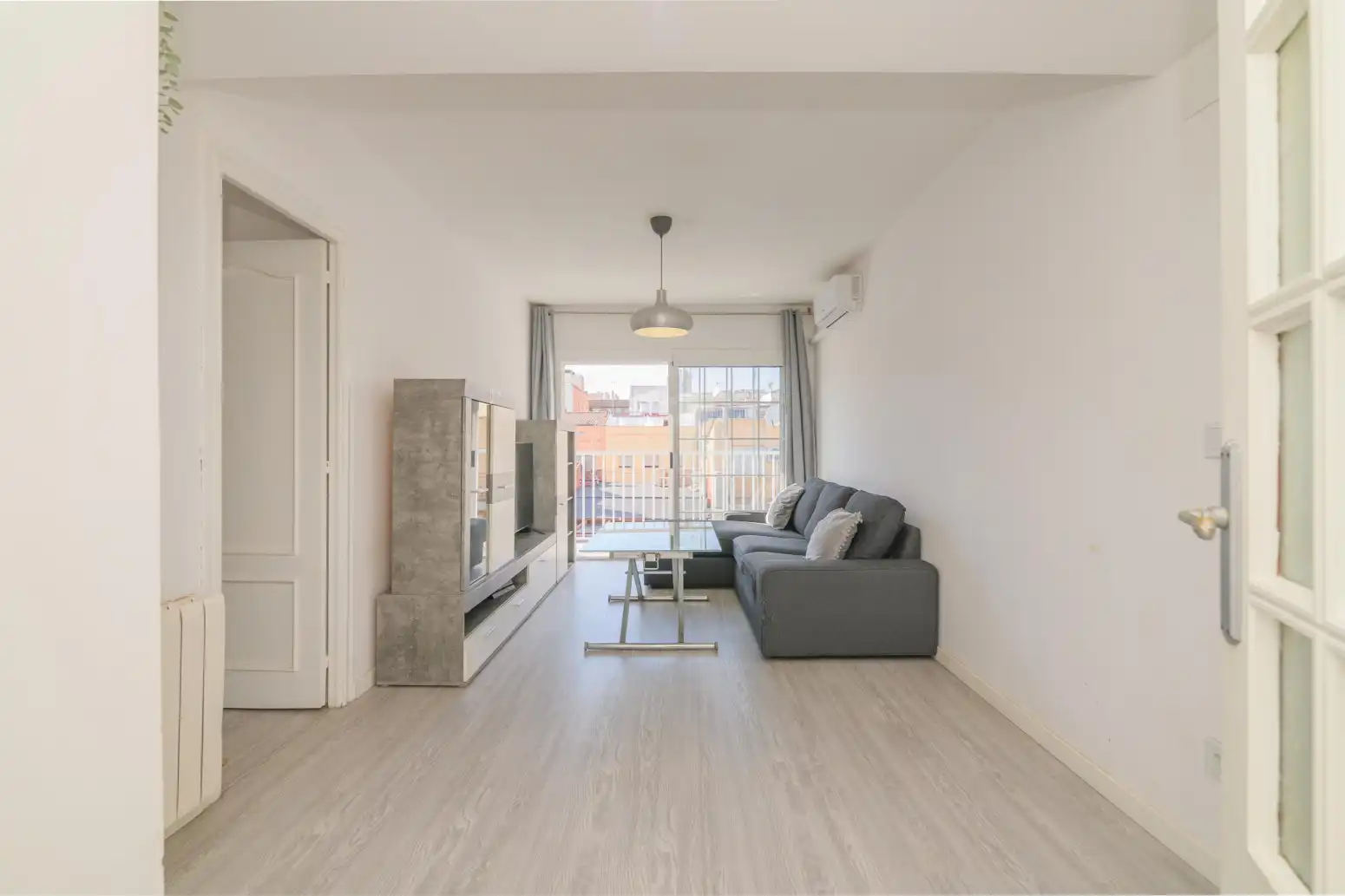 Wohnzimmer von Wohnung zum Verkauf in Viladecans mit Klimaanlage, Heizung und Parkett