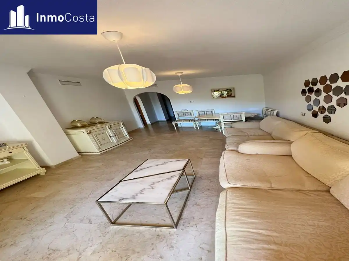 Sala d'estar de Pis en venda en La Línea de la Concepción