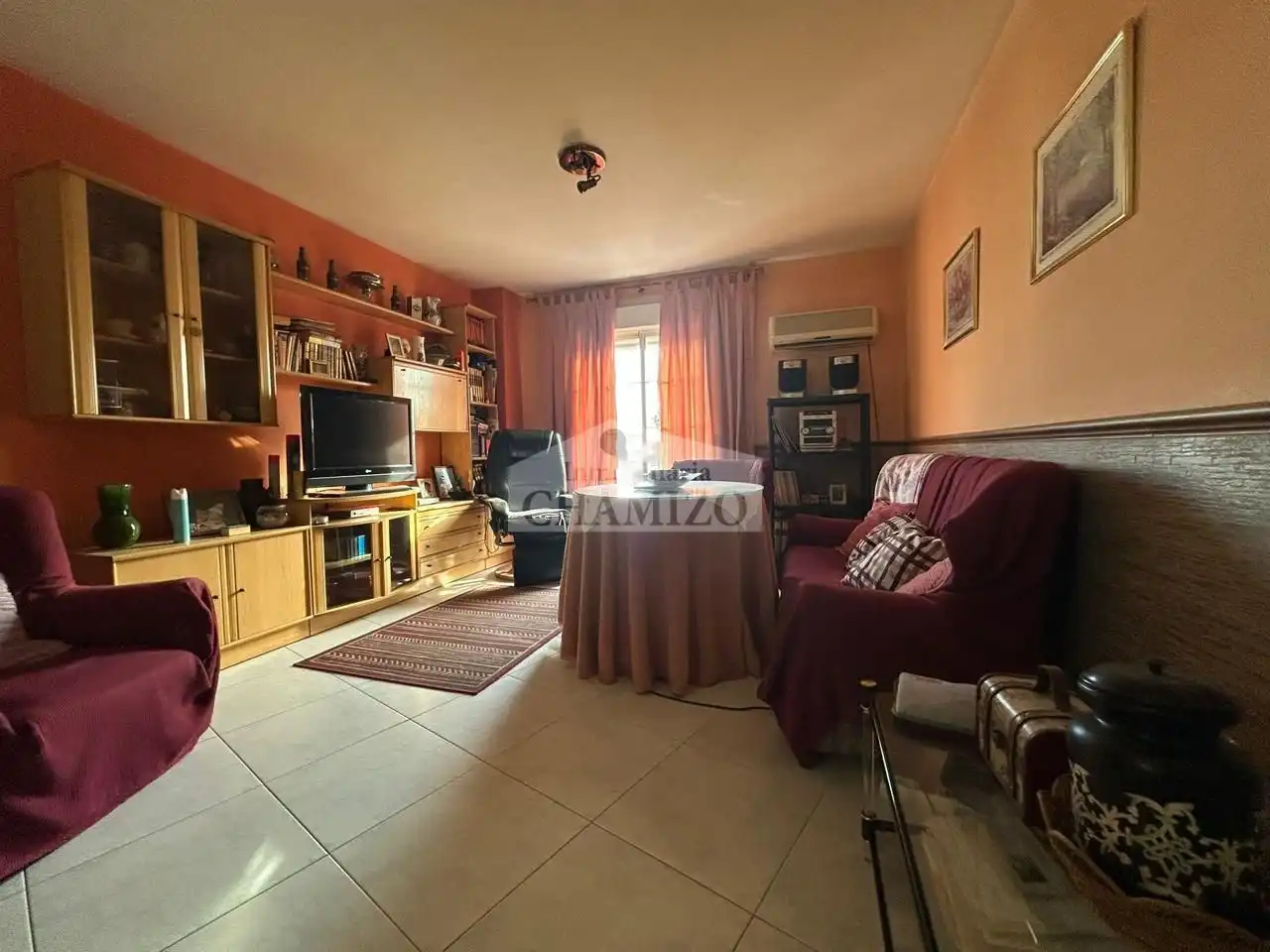 Living room of Flat for sale in Villanueva de la Serena  with Air Conditioner and Balcony