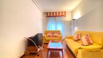 Living room of Flat for sale in Vitoria - Gasteiz  with Heating, Parquet flooring and Furnished