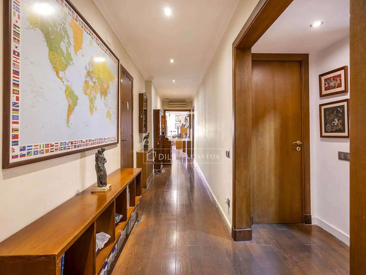 Flat for sale in Barcelona  with Air Conditioner, Heating and Terrace