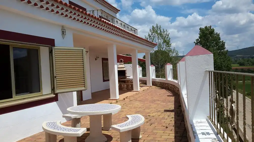 Terrasse von Haus oder Chalet zur Miete in Alcaraz mit Heizung, Privatgarten und Terrasse
