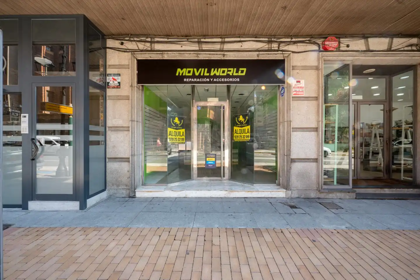 Local en venta en De Portugal, Puerta del Ángel