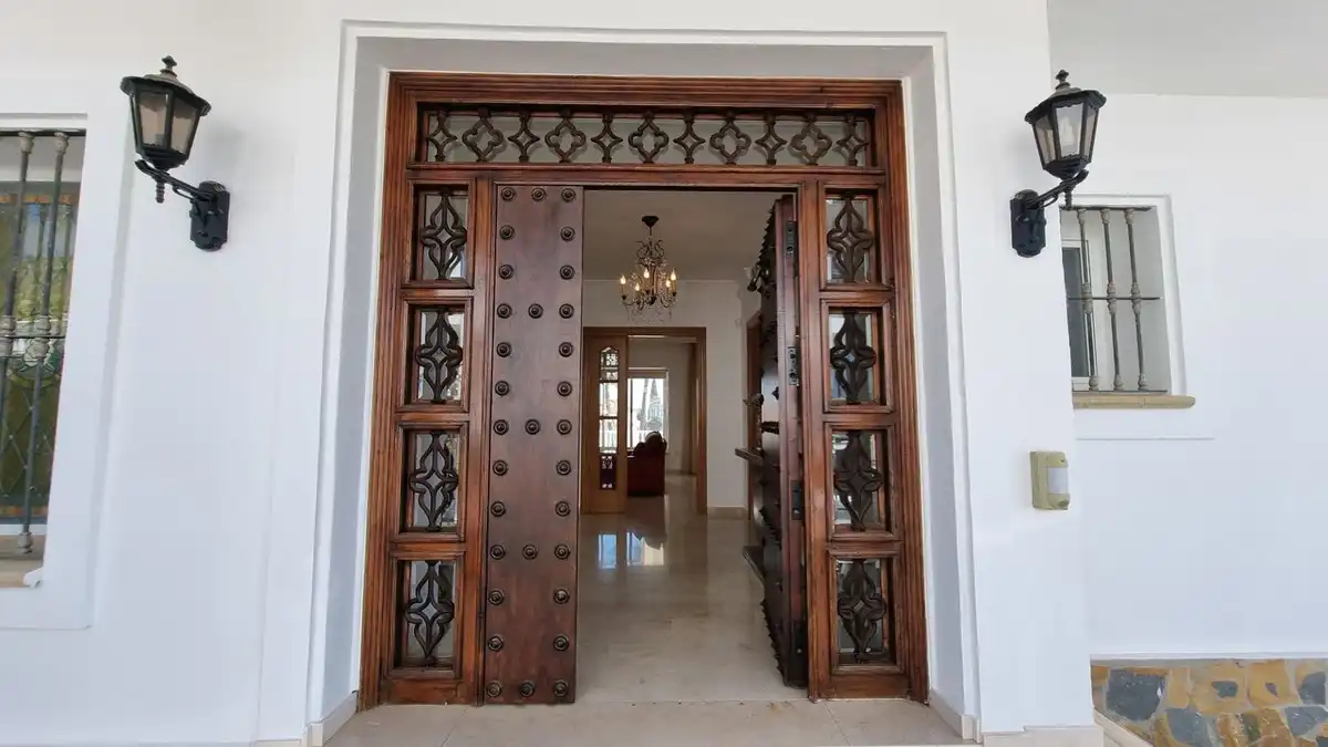 Casa o xalet de lloguer en Benahavís amb Aire condicionat, Jardí privat i Terrassa