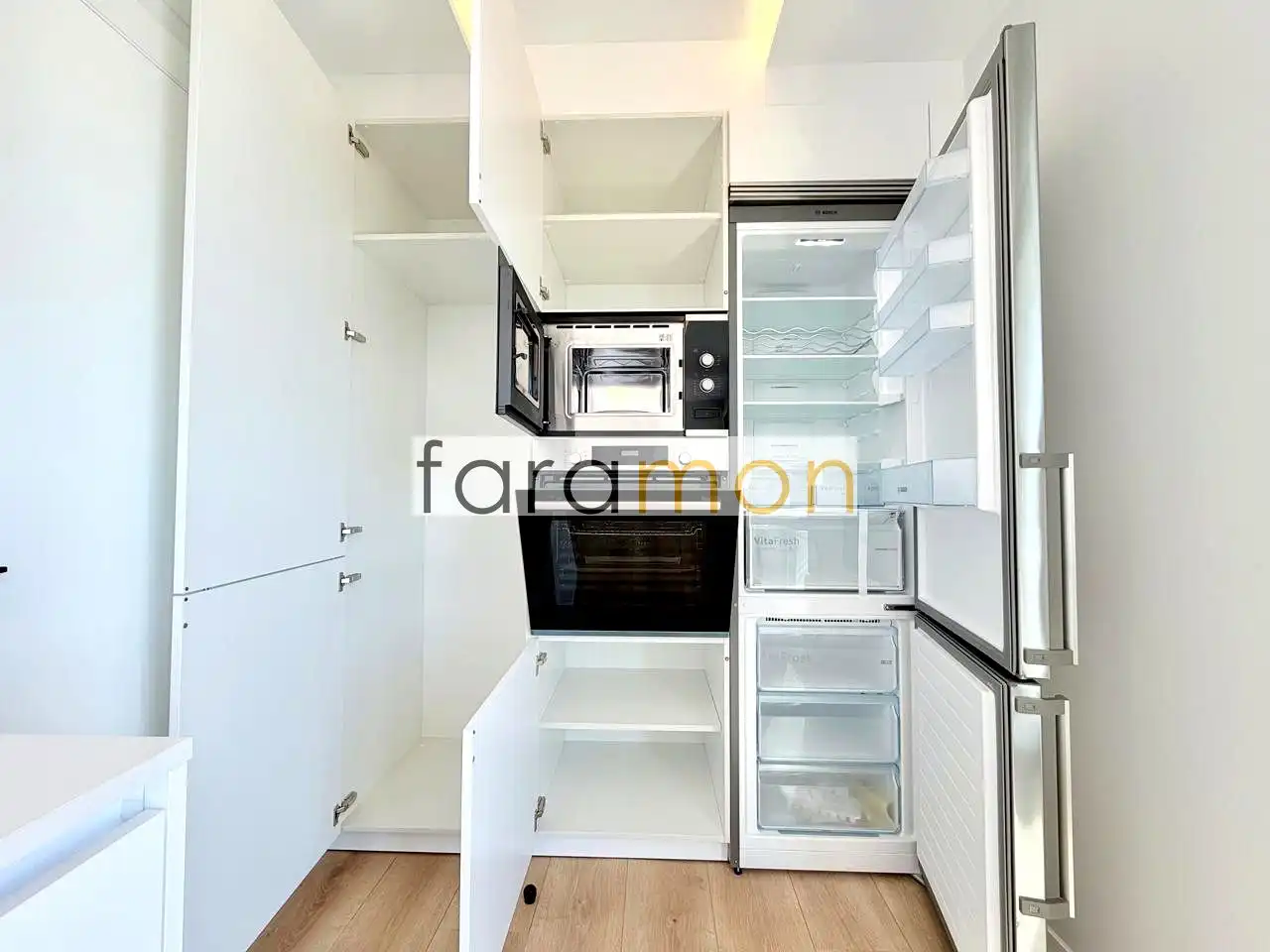 Küche von Wohnung zum Verkauf in Vigo  mit Heizung, Terrasse und Abstellraum