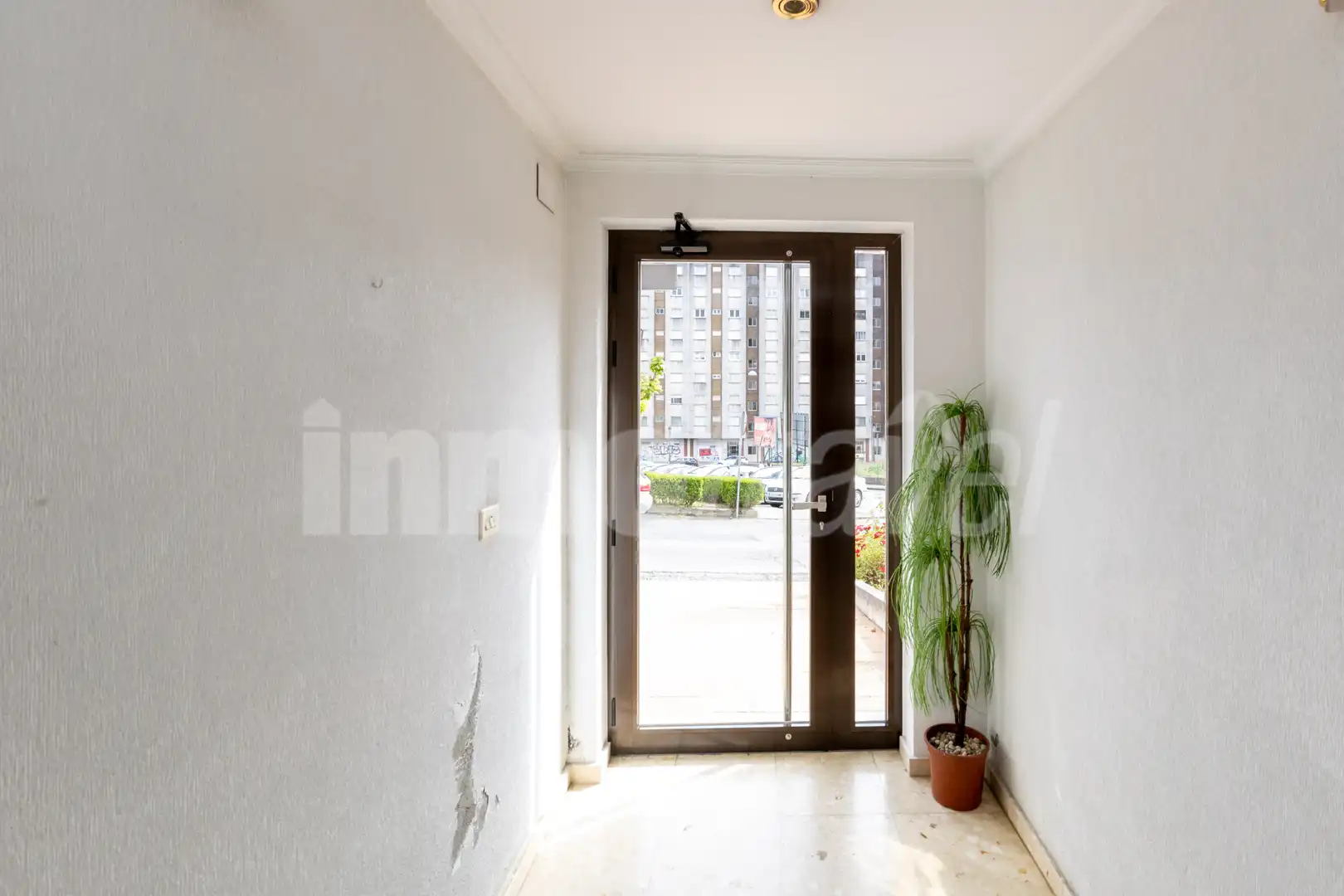 Wohnung zum Verkauf in Sanxenxo mit Privatgarten, Terrasse und Möbliert