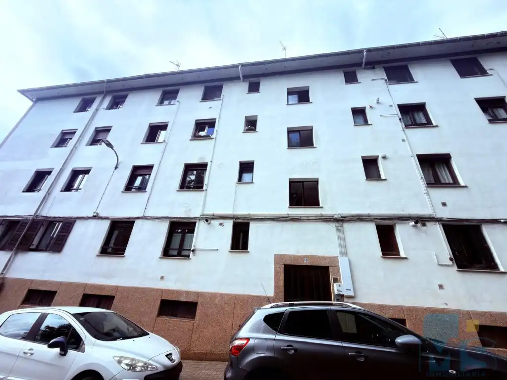 Außenansicht von Wohnung zum Verkauf in Pasaia mit Ofen