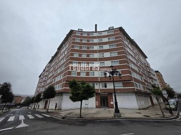 Studio with lift to rent in Calle Luxemburgo