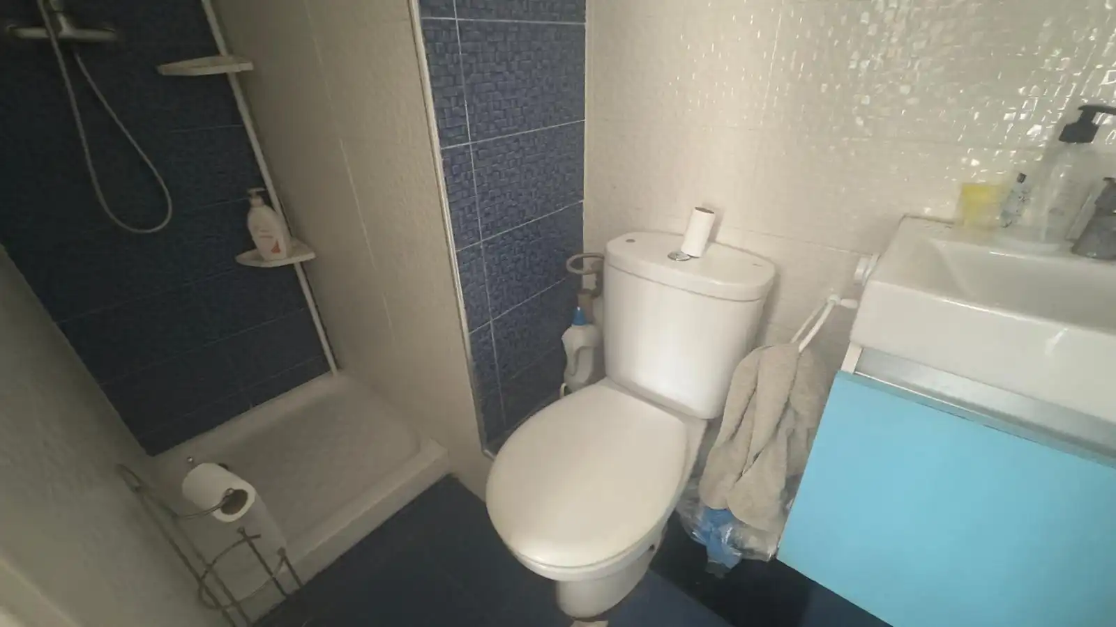 Bathroom of Flat for sale in Massanassa, Valencia