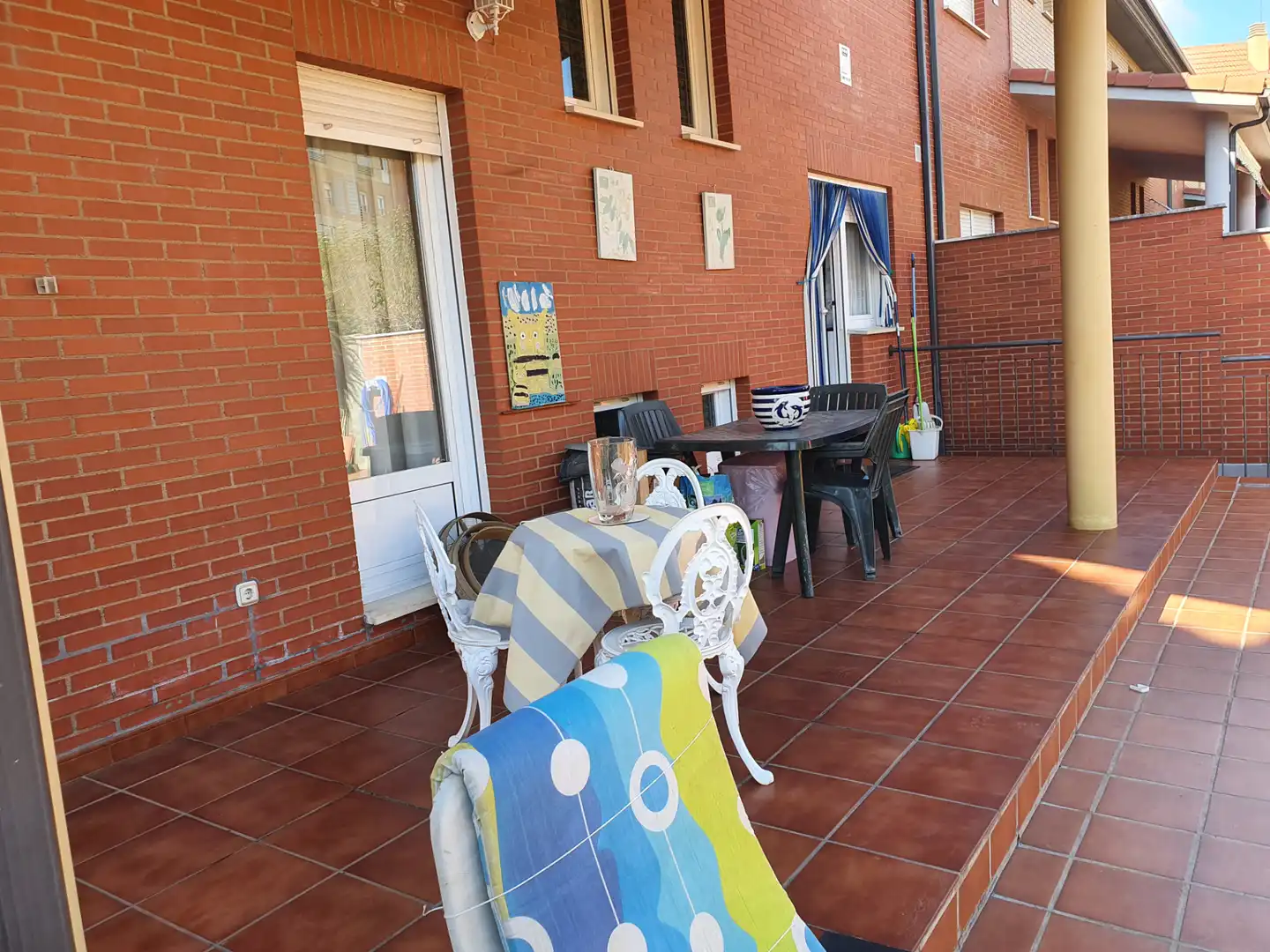 Terrassa de Casa o xalet en venda en León Capital  amb Calefacció, Jardí privat i Forn