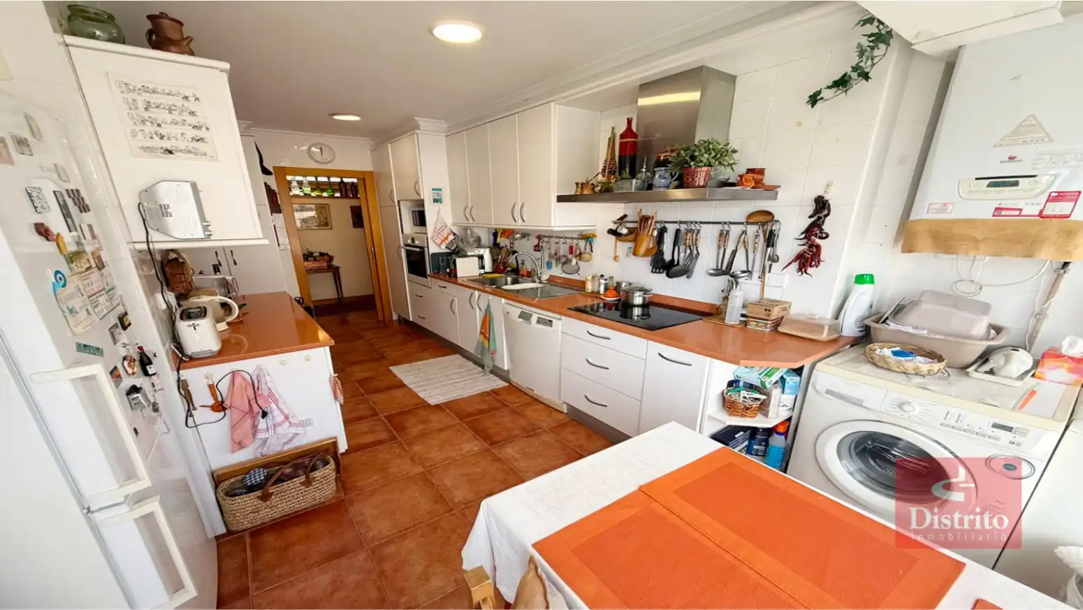 Kitchen of Flat for sale in Santander  with Heating and Storage room