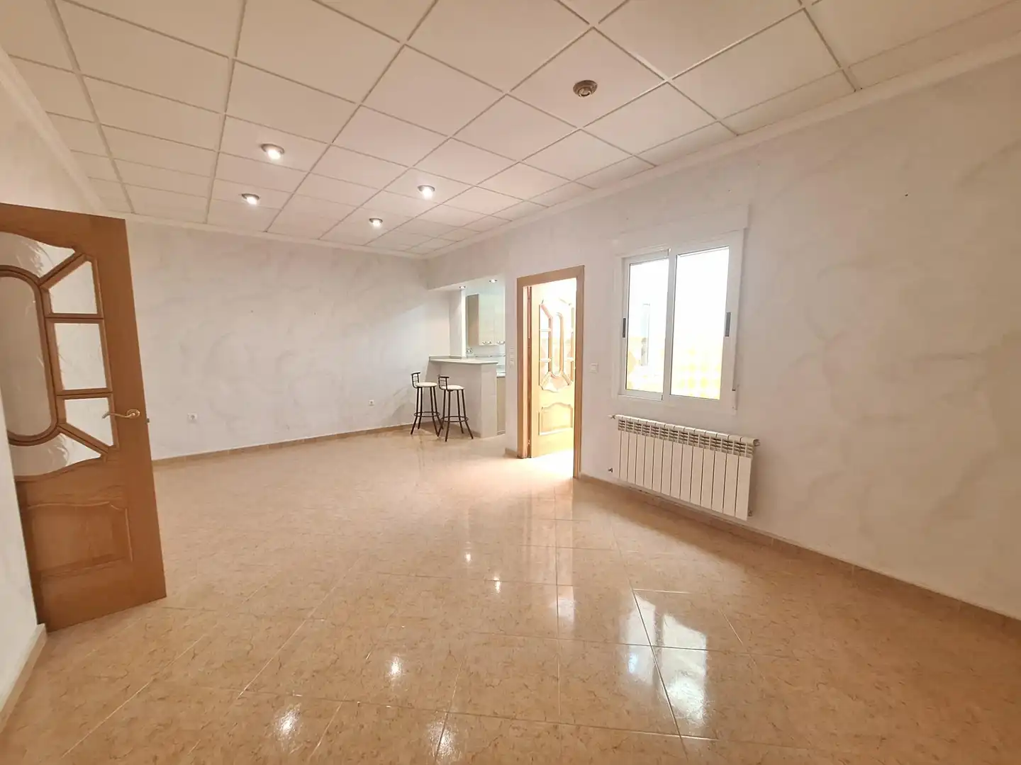 Sala de estar de Casa o chalet en venta en Algueña con Calefacción, Balcón y Jacuzzi