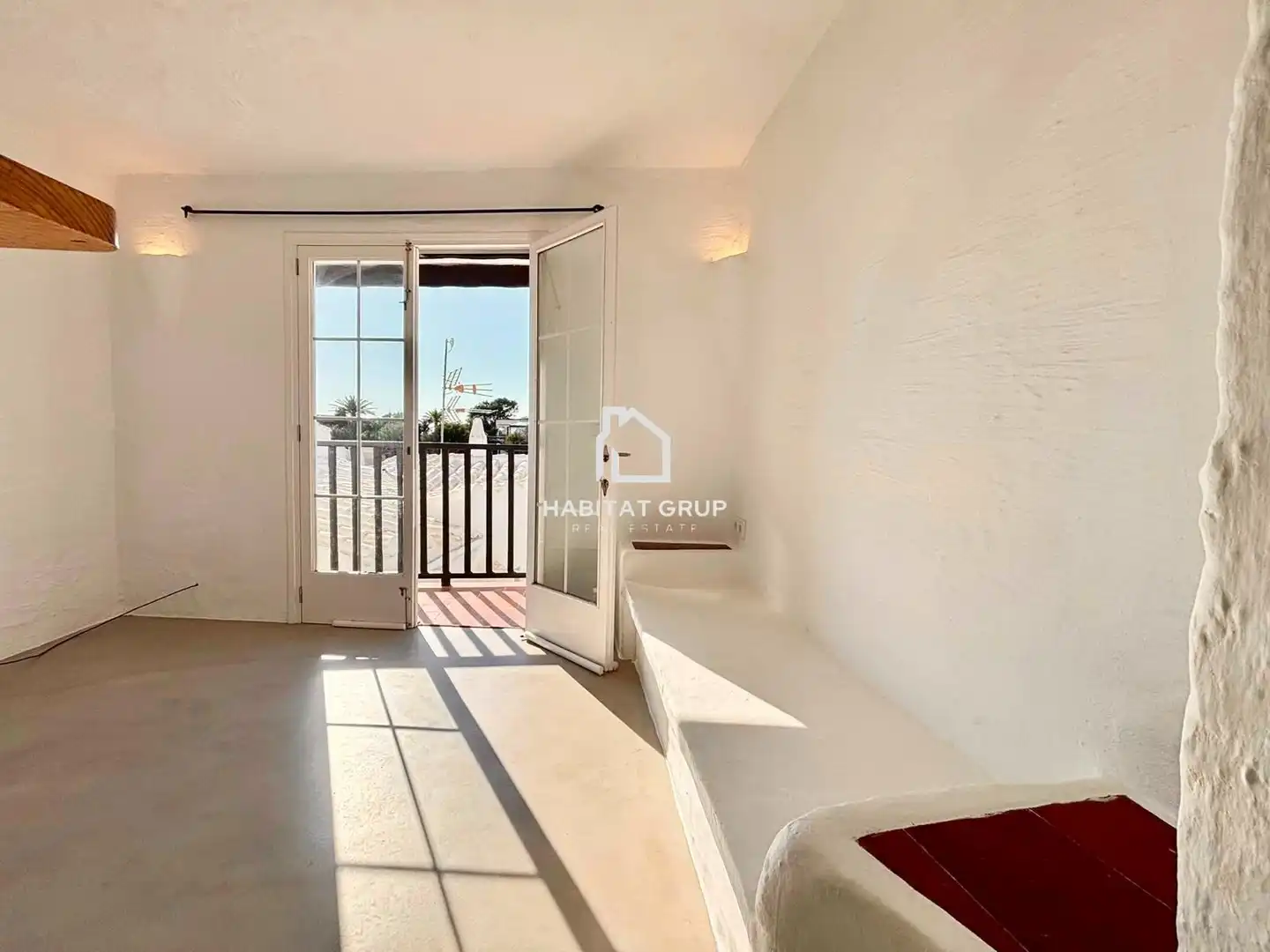 Balcony of Flat for sale in Sant Lluís  with Heating and Private garden