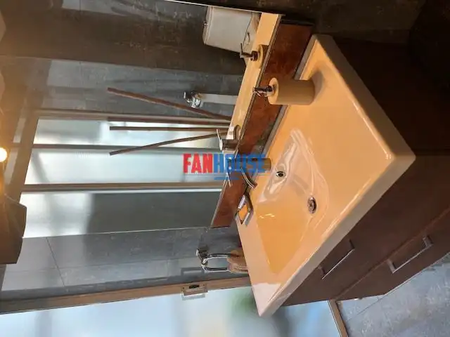 Baño de Piso en venta en Gijón  con Calefacción