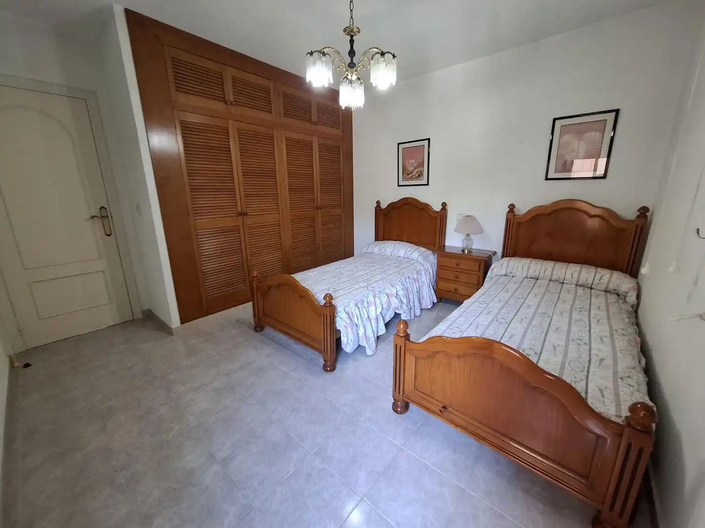 Schlafzimmer von Einfamilien-Reihenhaus zum Verkauf in Águilas mit Klimaanlage, Privatgarten und Terrasse