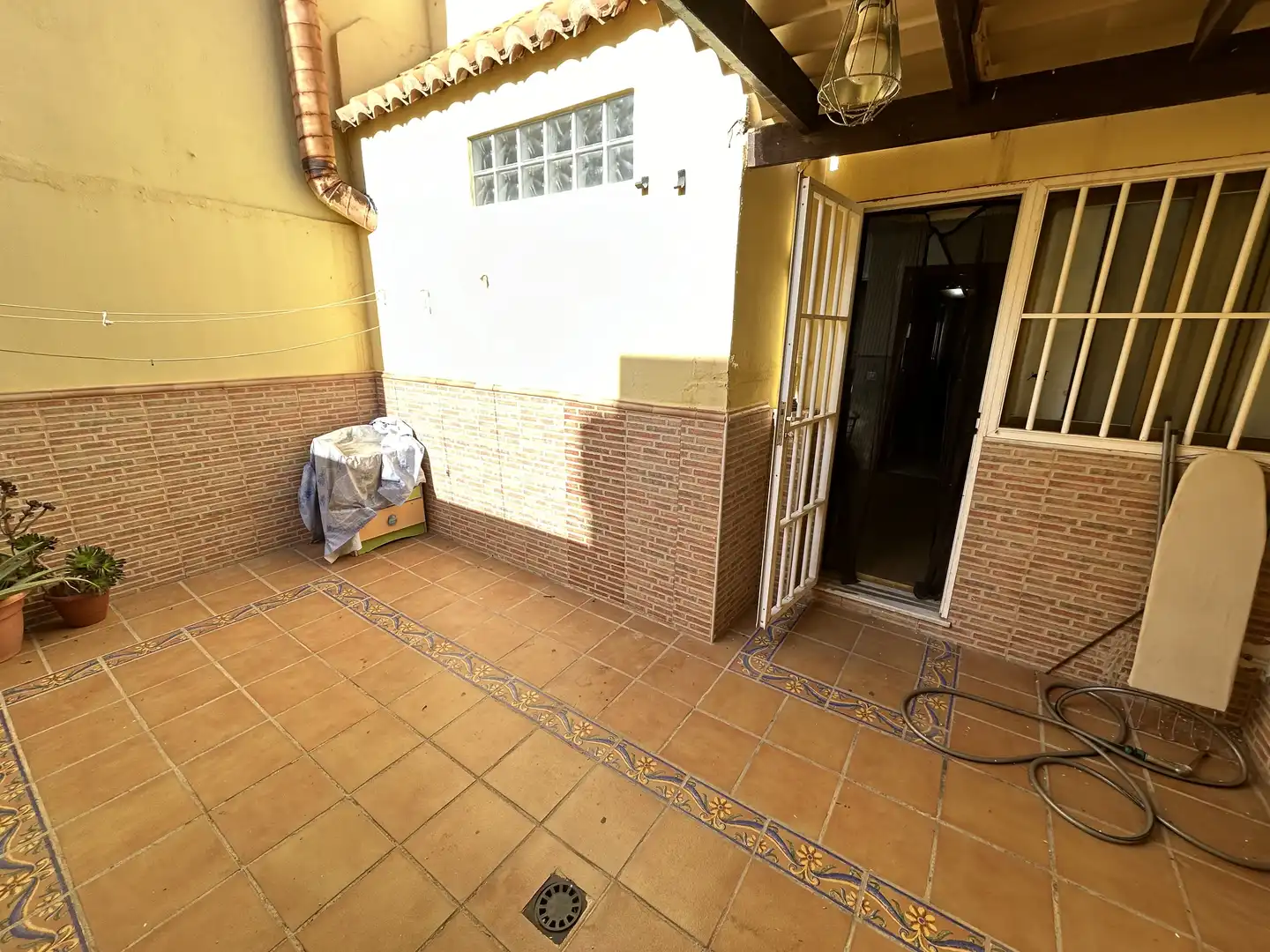 Casa adosada en venda en Almería amb Aire condicionat, Calefacció i Terrassa
