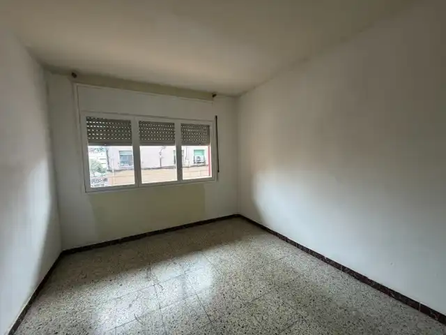 Bedroom of Flat for sale in Badalona  with Furnished and Balcony