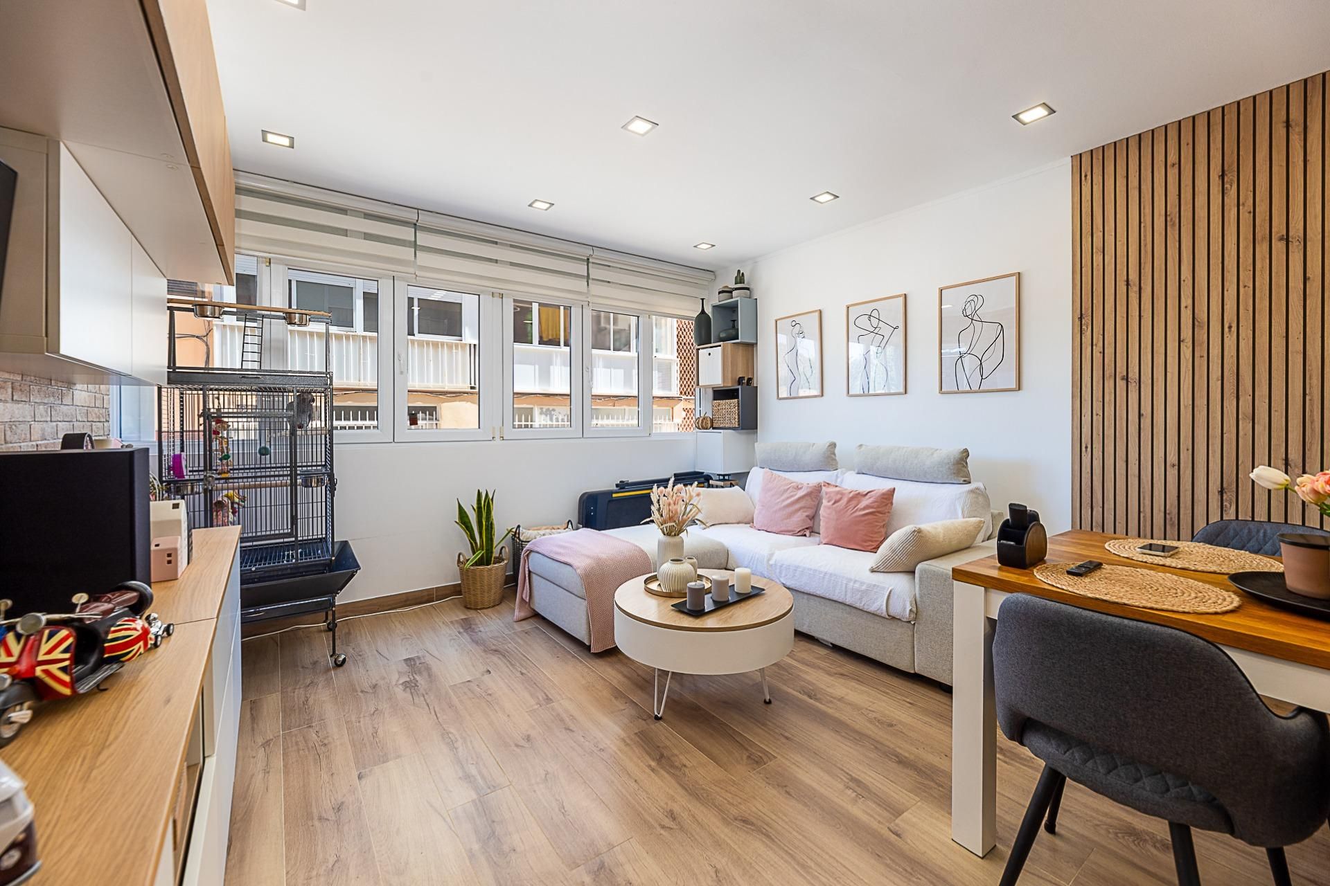 Wohnzimmer von Erdgeschoss zum Verkauf in Calvià mit Klimaanlage und Parkett