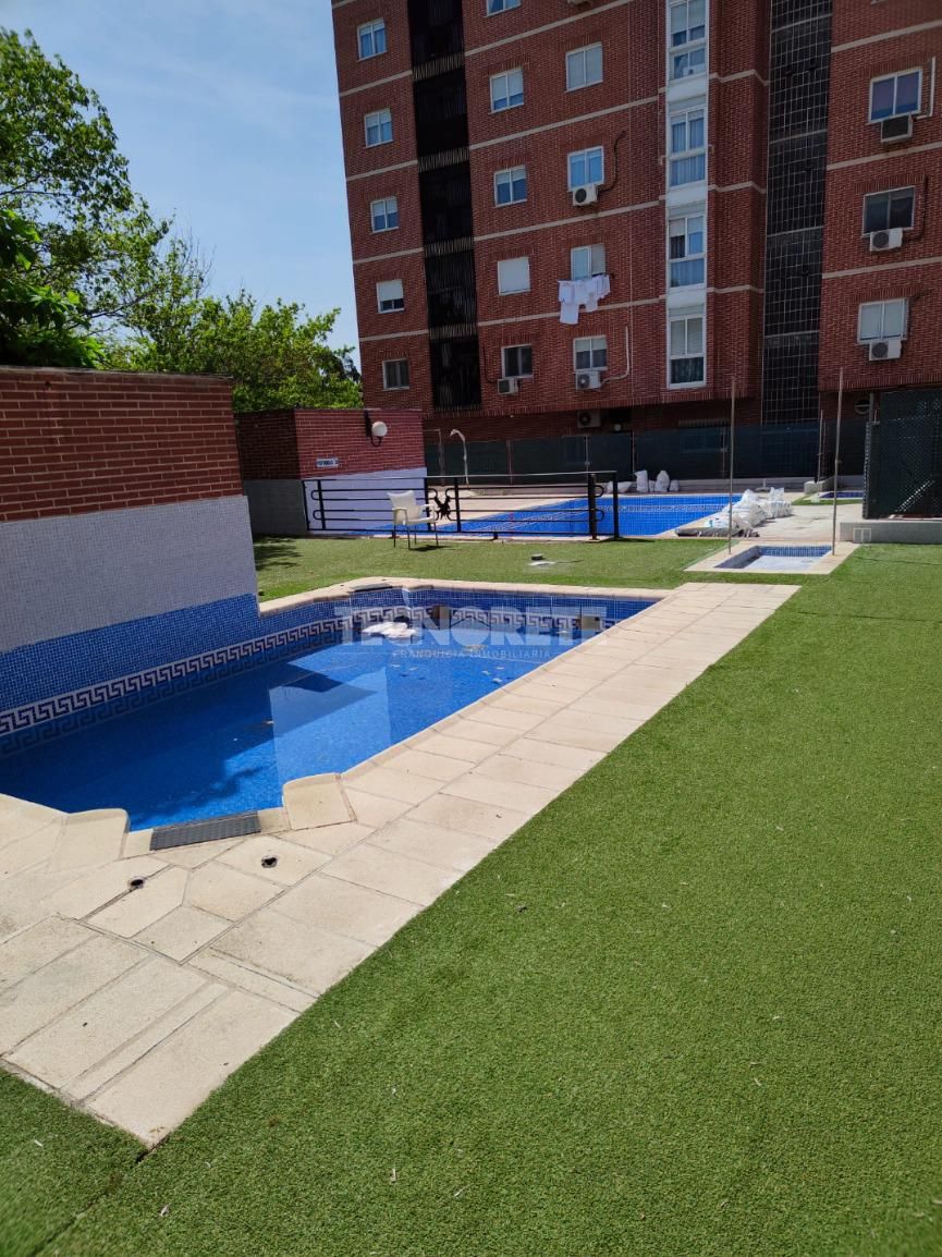 Swimming pool of Flat for sale in Valdemoro  with Air Conditioner