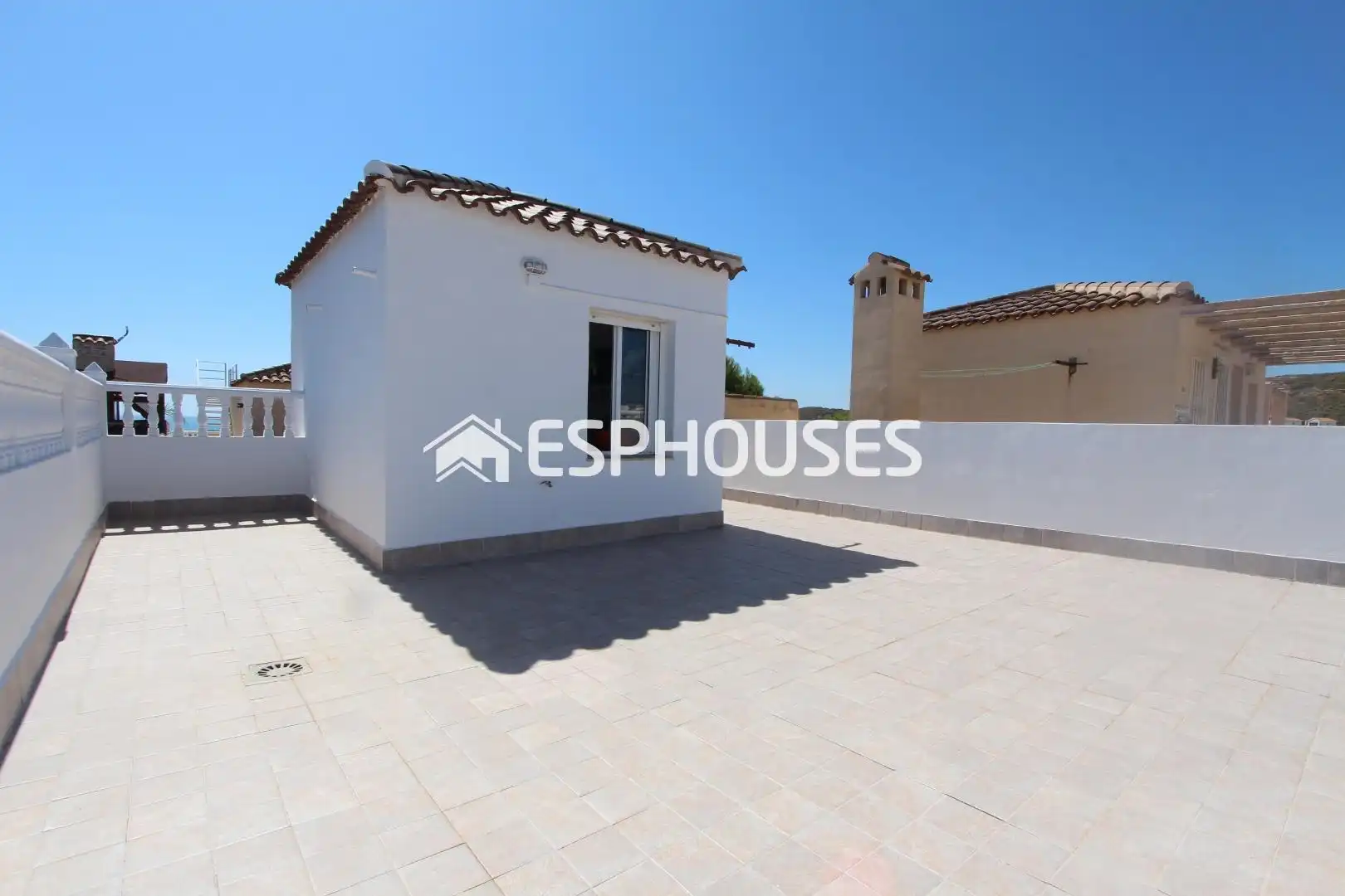 Vista exterior de Apartamento en venta en Guardamar del Segura con Terraza, Amueblado y Balcón