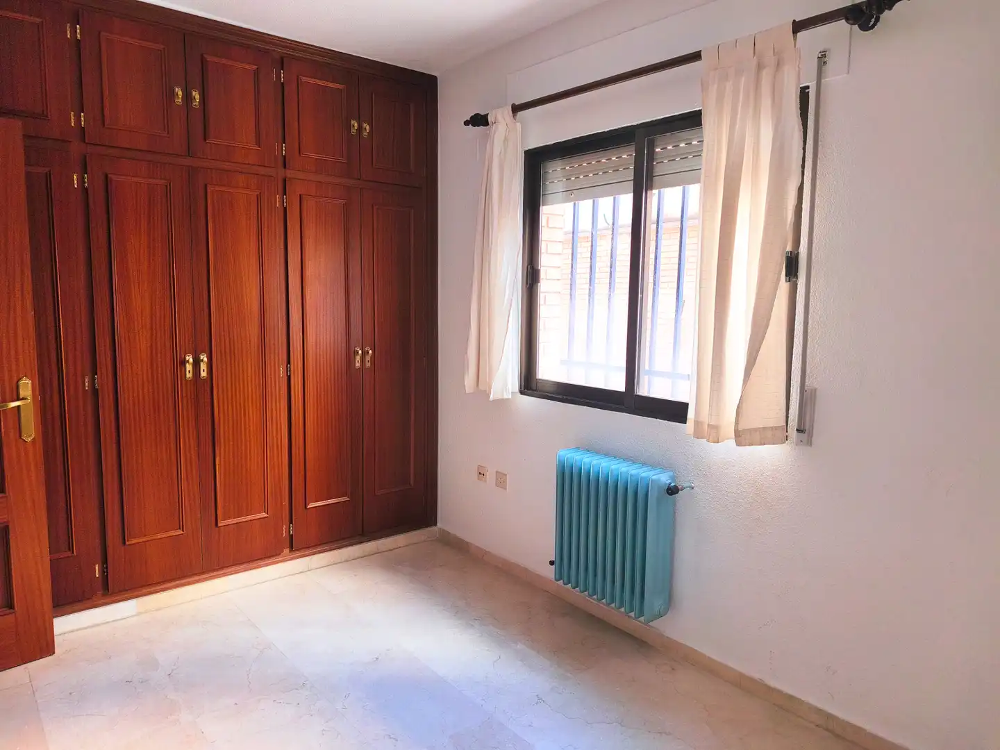 Habitación de Piso en venta en Ciudad Real con Calefacción y Trastero