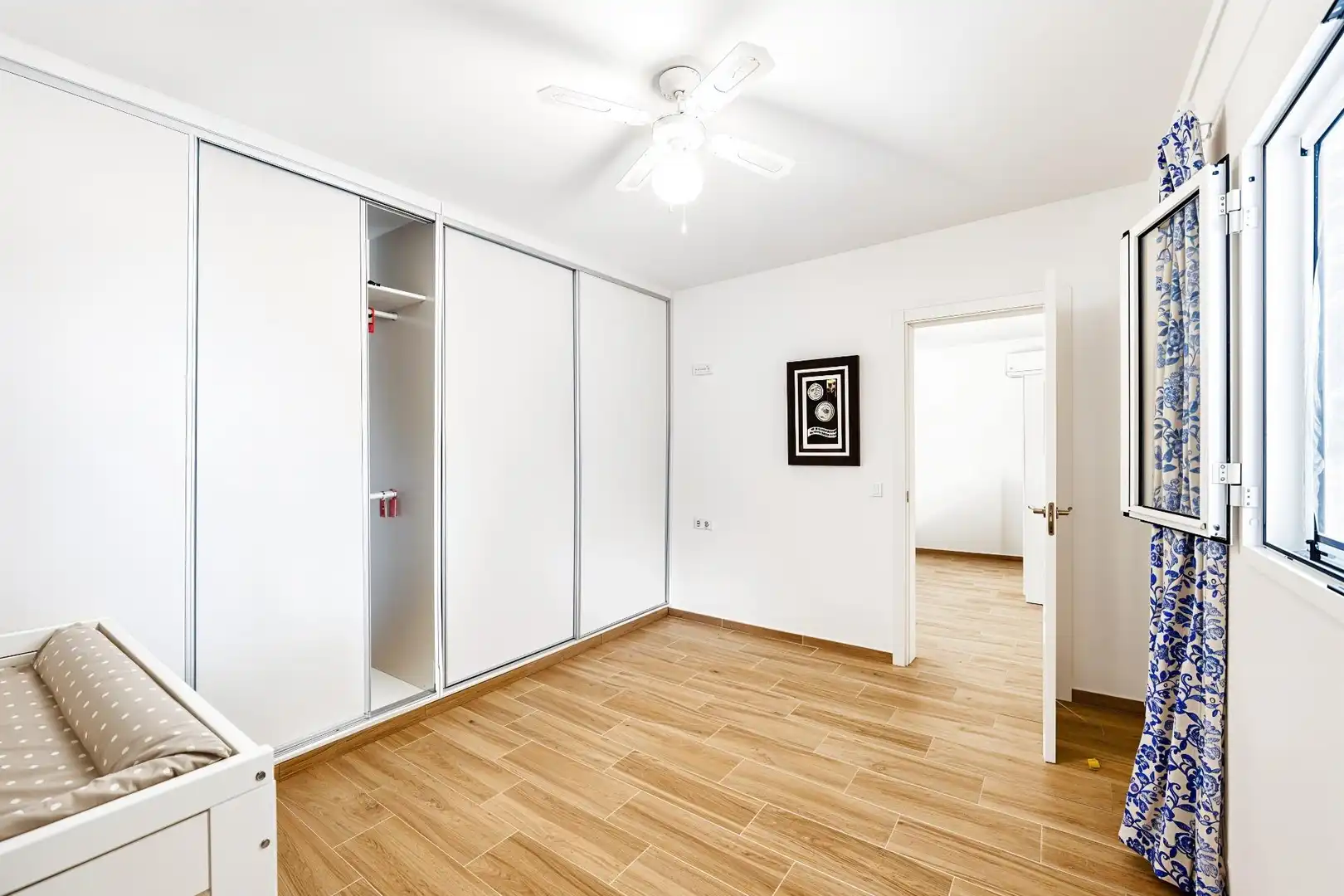 Habitación de Casa o chalet en venta en Chiclana de la Frontera con Trastero