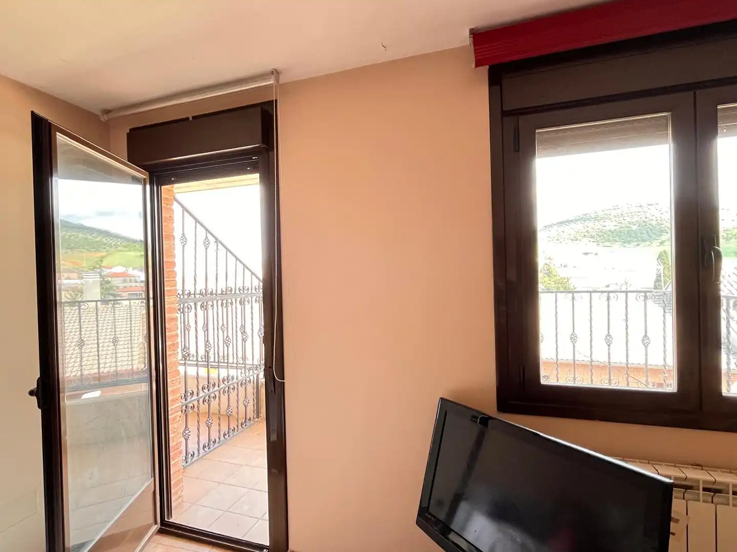 Terrasse von Wohnung zum Verkauf in Los Navalmorales mit Klimaanlage und Heizung