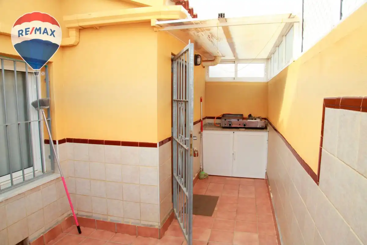 Cuina de Casa adosada en venda en Cartagena amb Calefacció, Terrassa i Balcó
