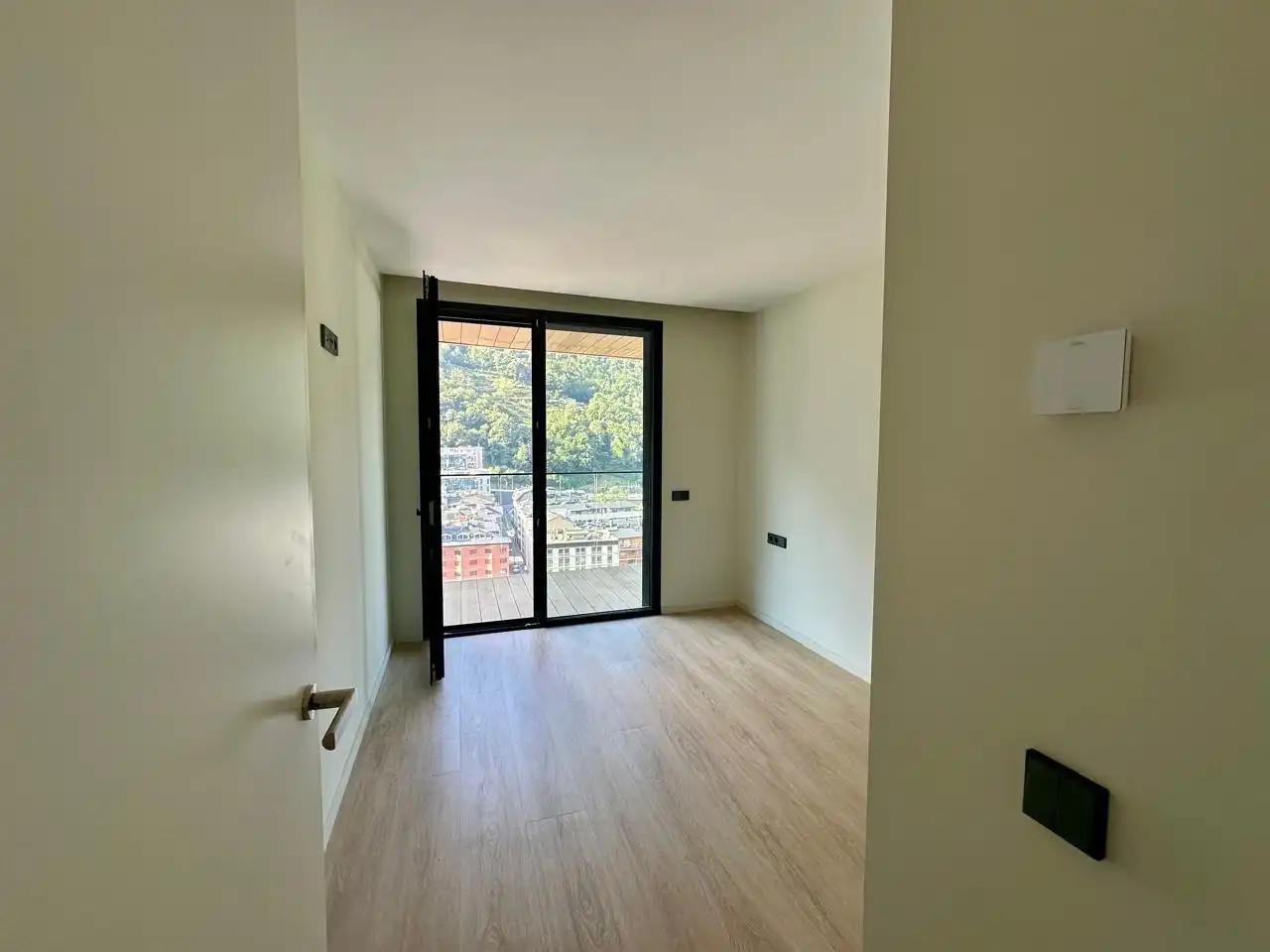 Habitación de Piso de alquiler en Escaldes – Engordany con Calefacción, Parquet y Terraza