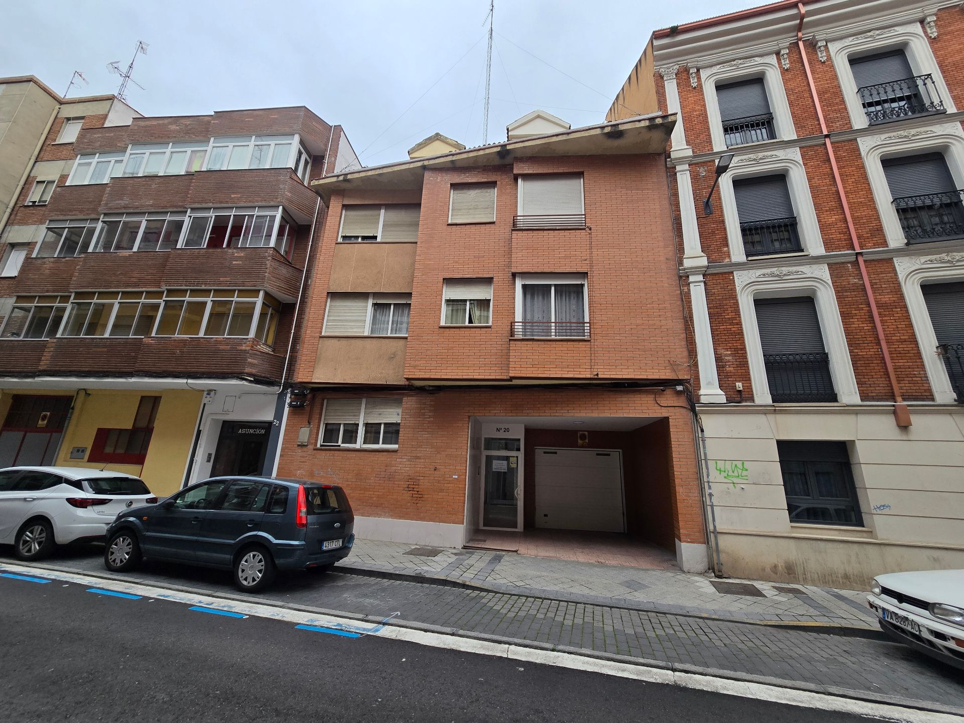 Vista exterior de Garatge de lloguer en Valladolid Capital