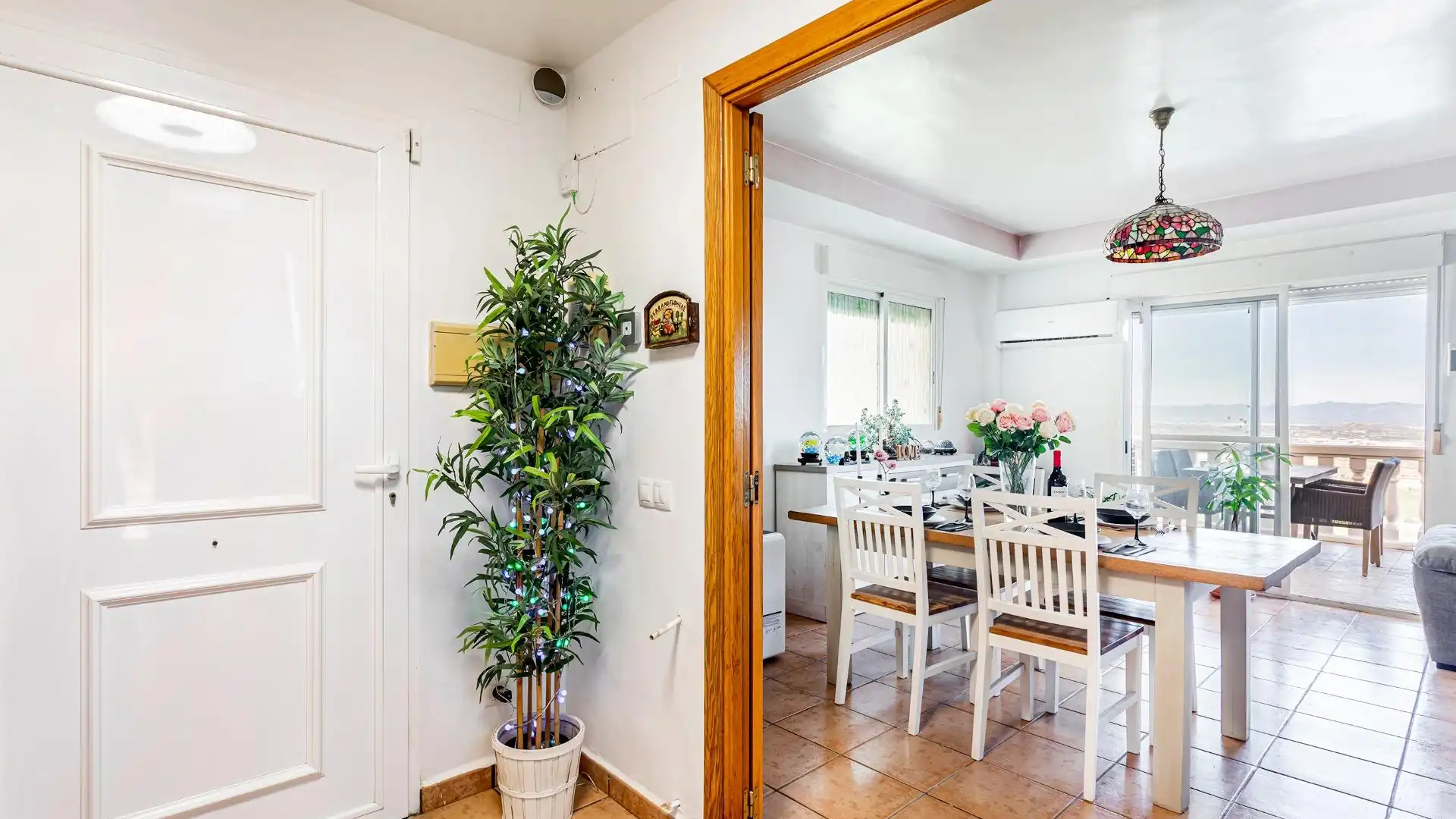 Houses for sale in Chiva  with Terrace and Community pool