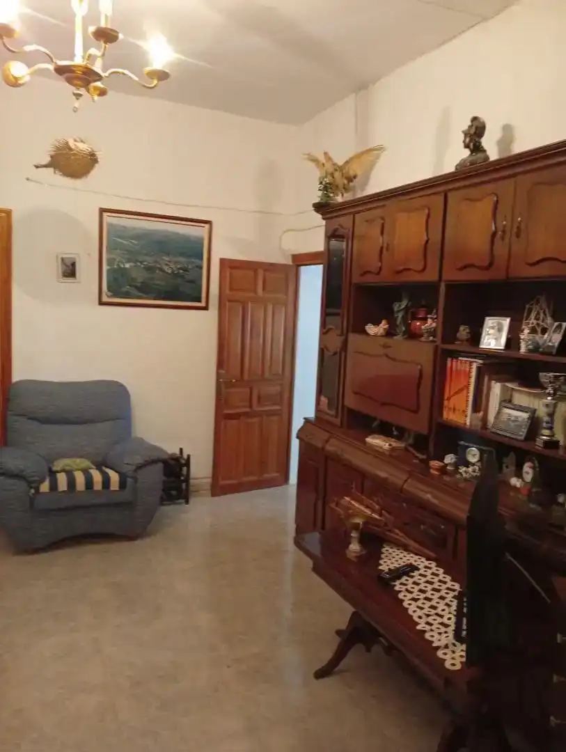 Sala d'estar de Casa adosada en venda en Castromocho amb Balcó