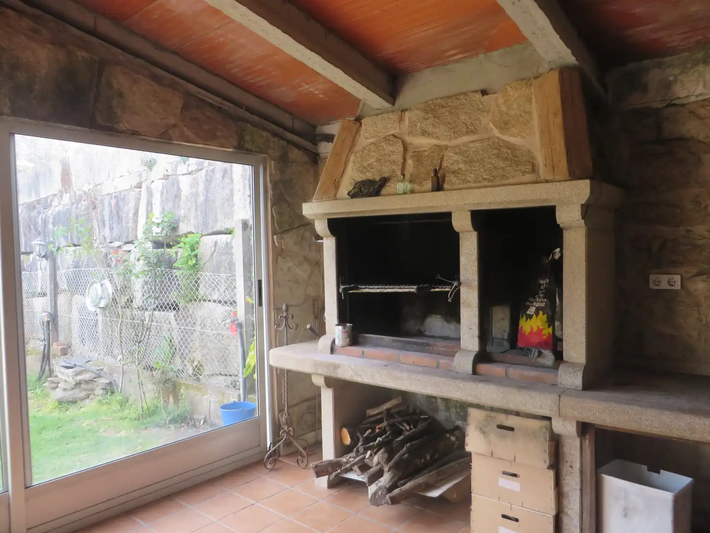 Kitchen of Houses for sale in Caldas de Reis  with Heating, Private garden and Parquet flooring