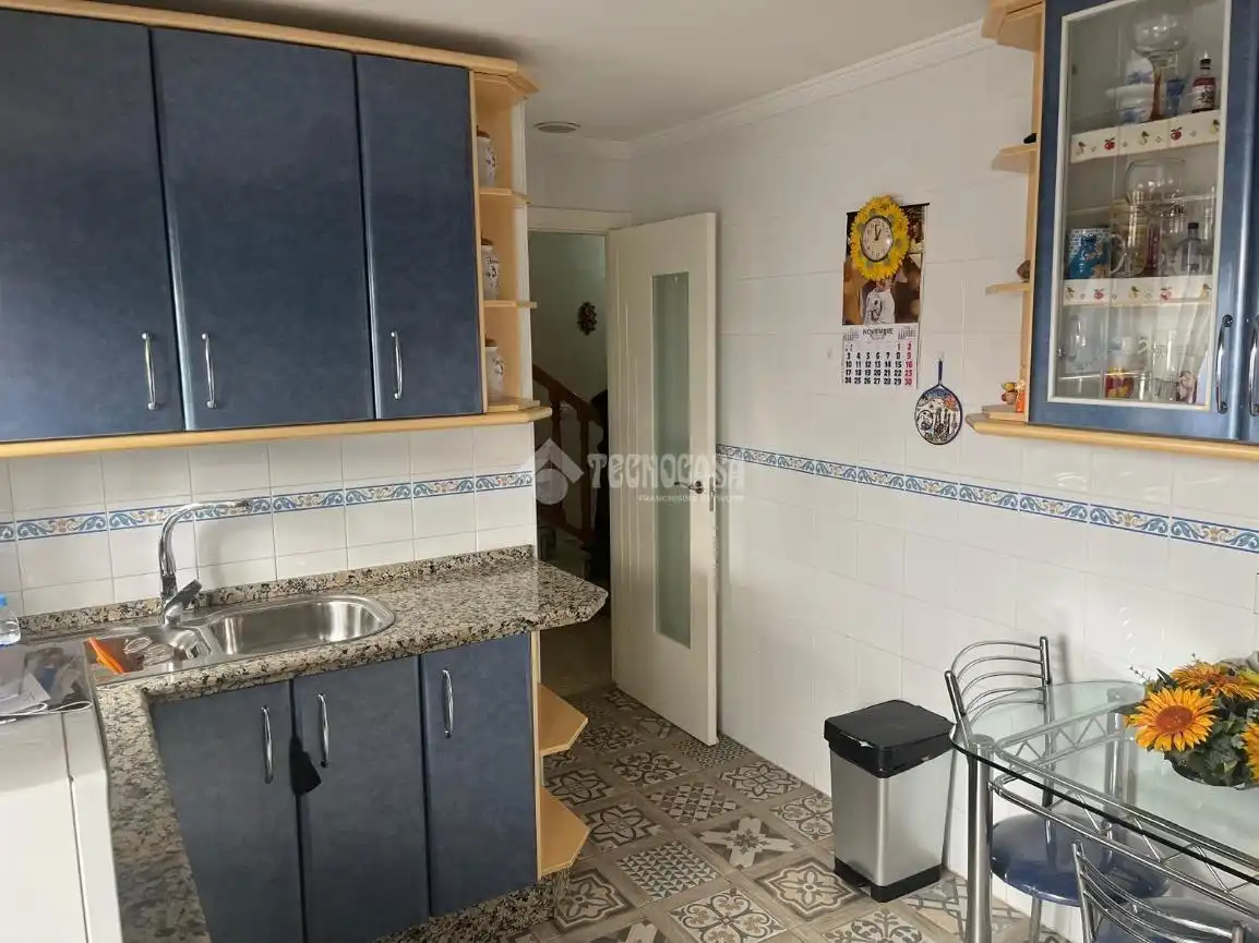 Casa adosada en venta en Centro - Doña Mercedes