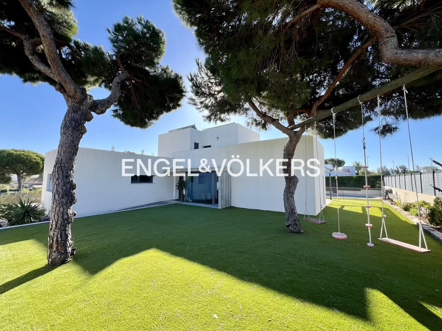 Exterior view of Houses for sale in El Portil  with Air Conditioner, Heating and Private garden