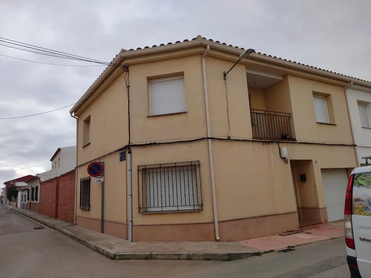 Chalet en venta en C/ Ángel Pinedo, imagen 2