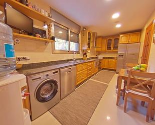 Kitchen of House or chalet for sale in Sant Esteve Sesrovires  with Air Conditioner, Heating and Private garden