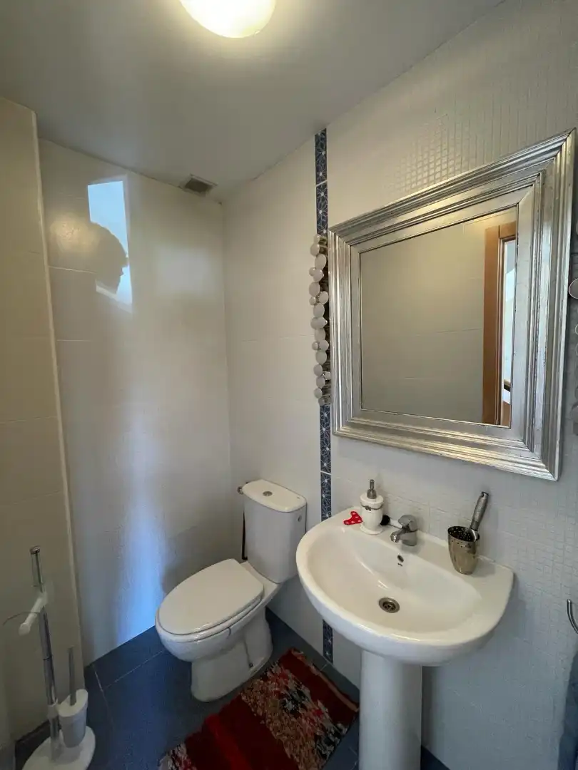 Baño de Casa adosada en venta en San Leonardo de Yagüe con Calefacción, Jardín privado y Parquet