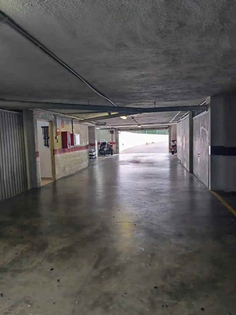 Parking de Apartamento en venta en Benidorm con Aire acondicionado y Terraza